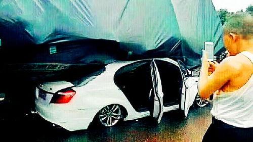 最新国产车出炉事故视频