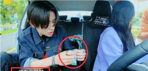 国产偷窥情侣露脸视频,国产偷拍事件引发社会关注